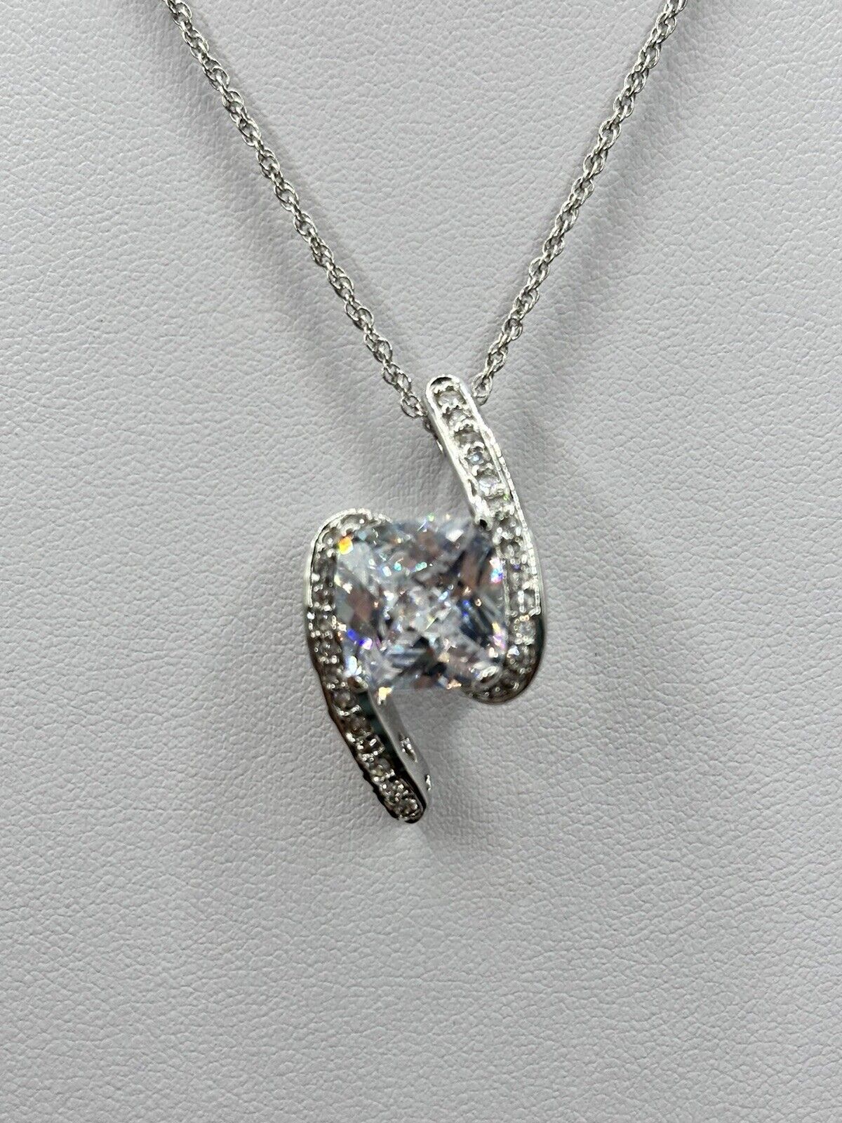 Vintage Rhodium Plated Clear Crystal Drop Necklace