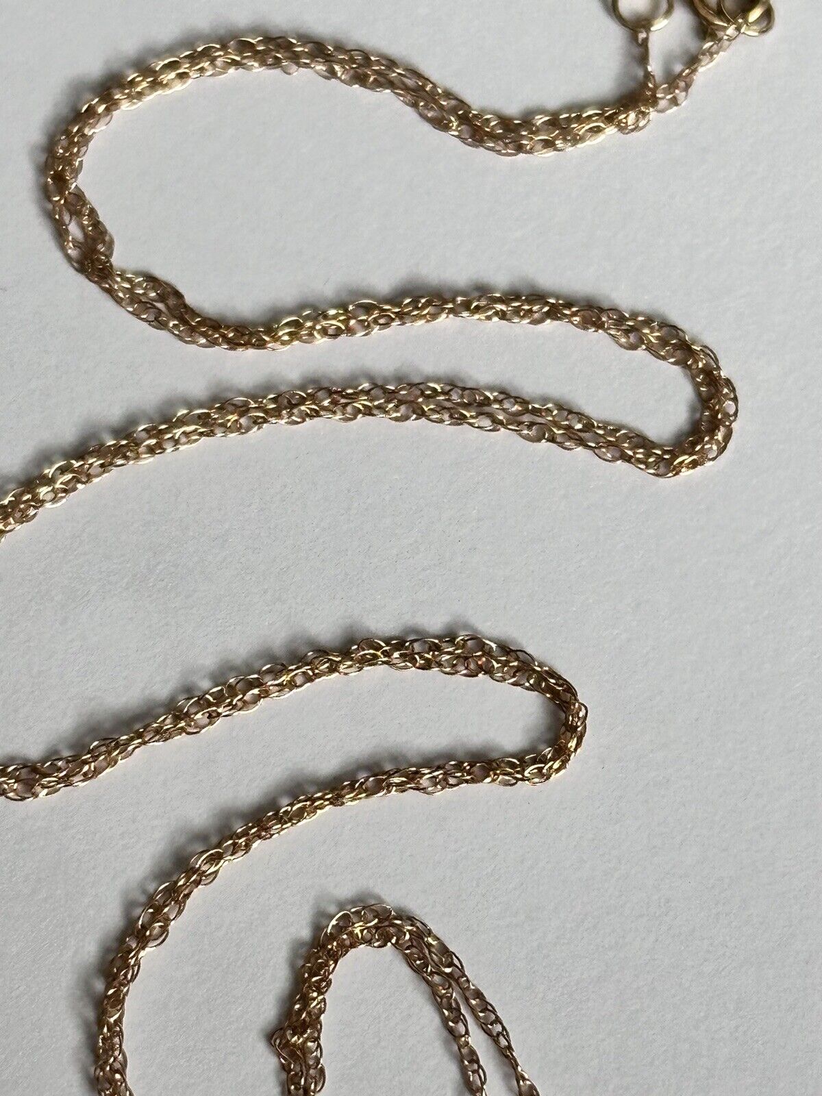 Vintage 9ct Gold 6mm Cubic Zirconia Pendant Necklace