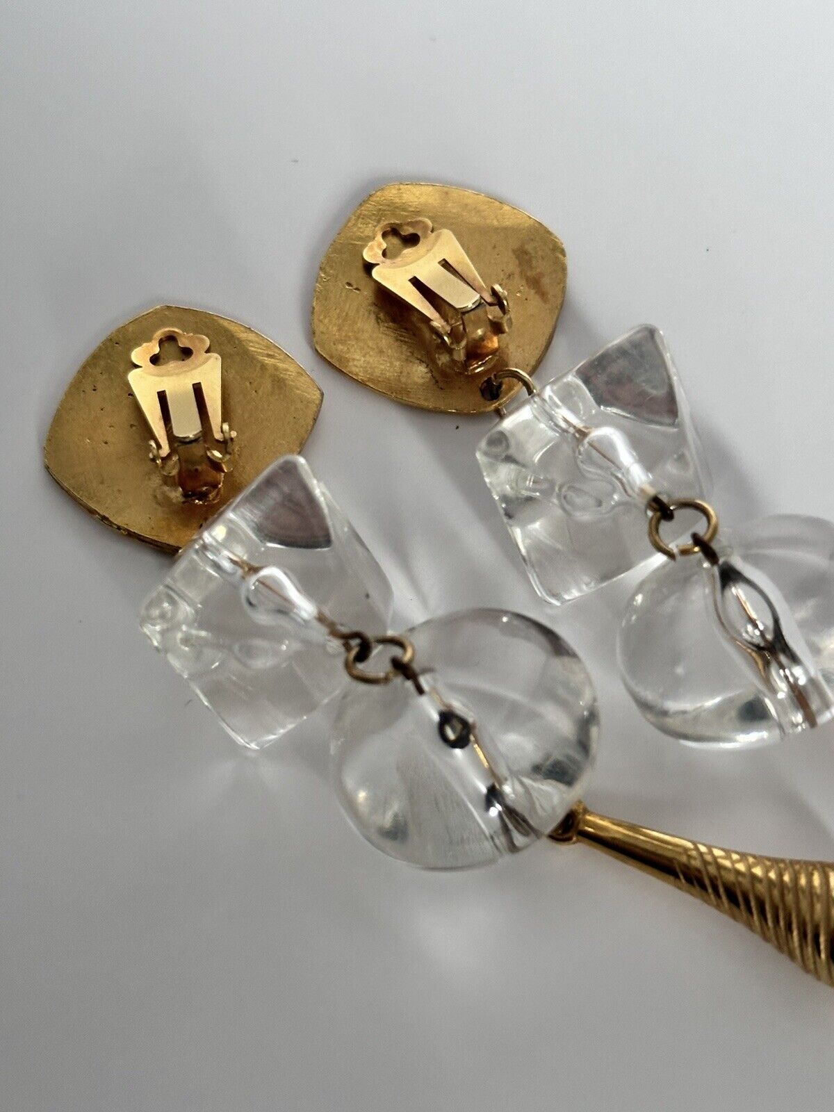 Vintage 1980s Gold Tone Acrylic Long Drop Statement Clip On Earrings