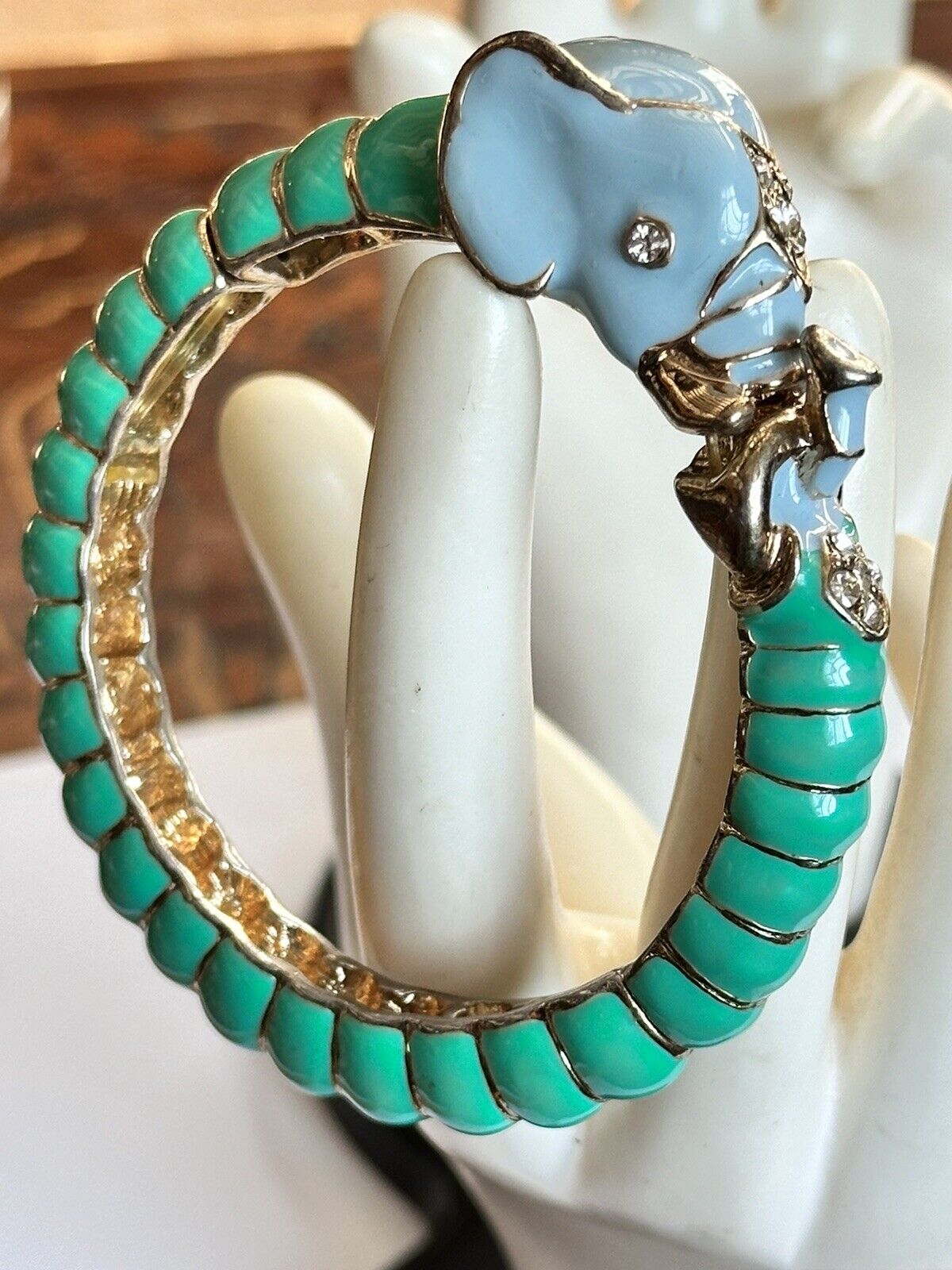 Vintage Elephant Green Enamel Diamanté Bracelet Bangle