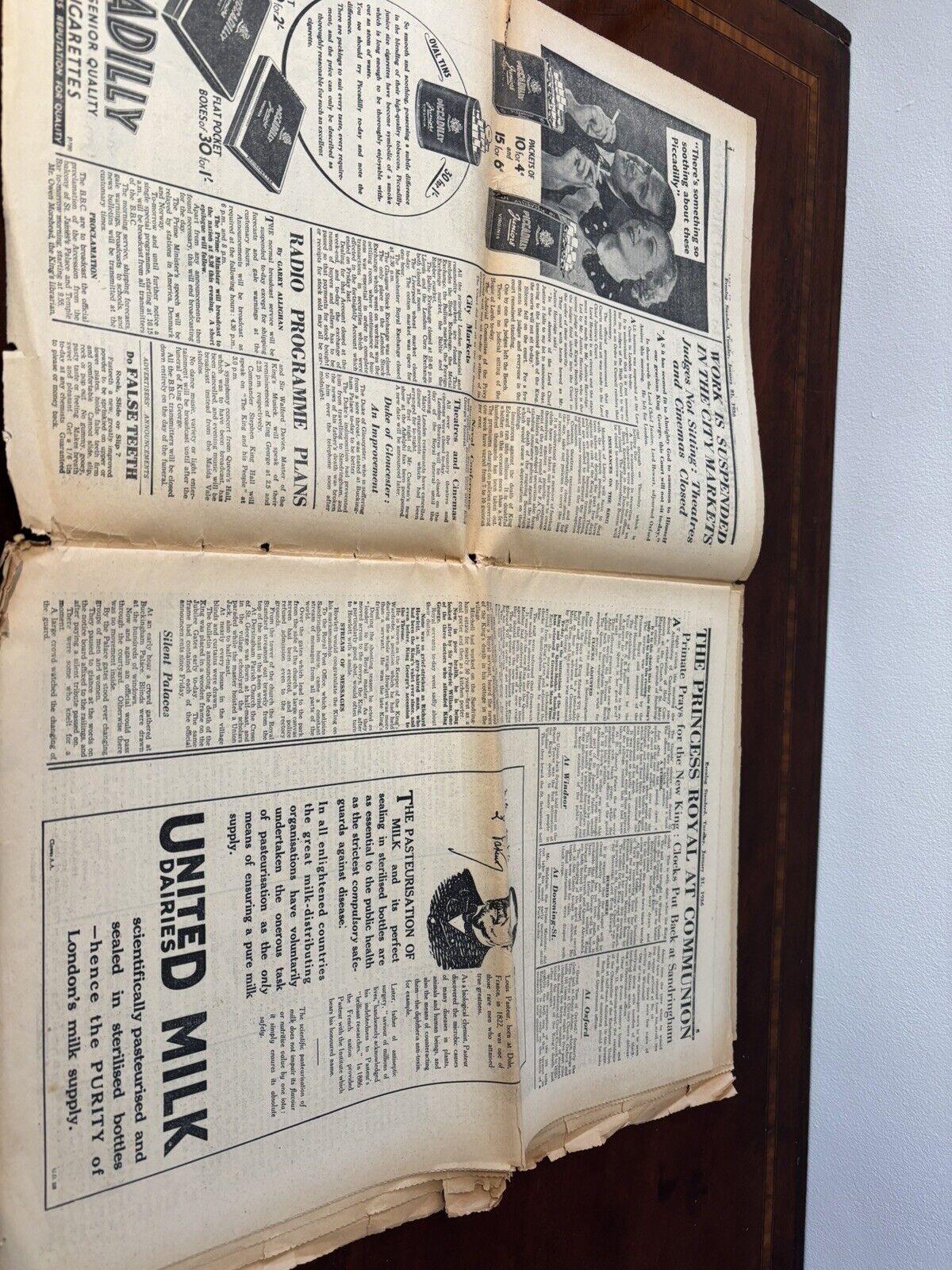 Original King Edward VIII Proclaimed King Newspaper. Jan 21st 1936