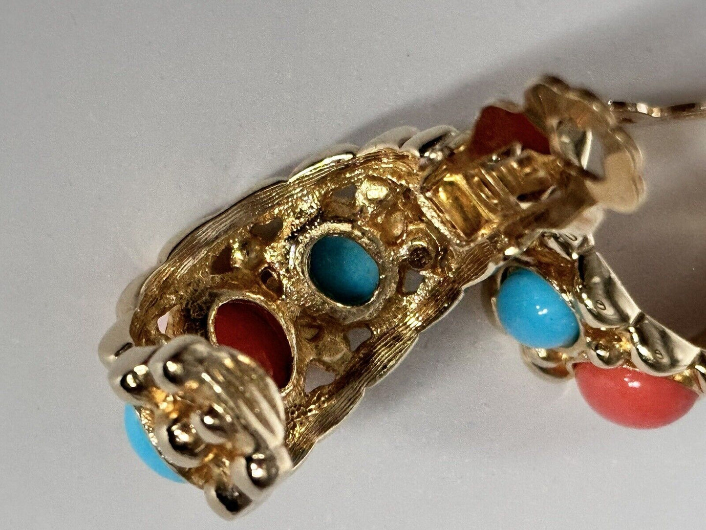 Vintage 1980s Gold Tone Coral Turquoise Coloured Clip On Earrings