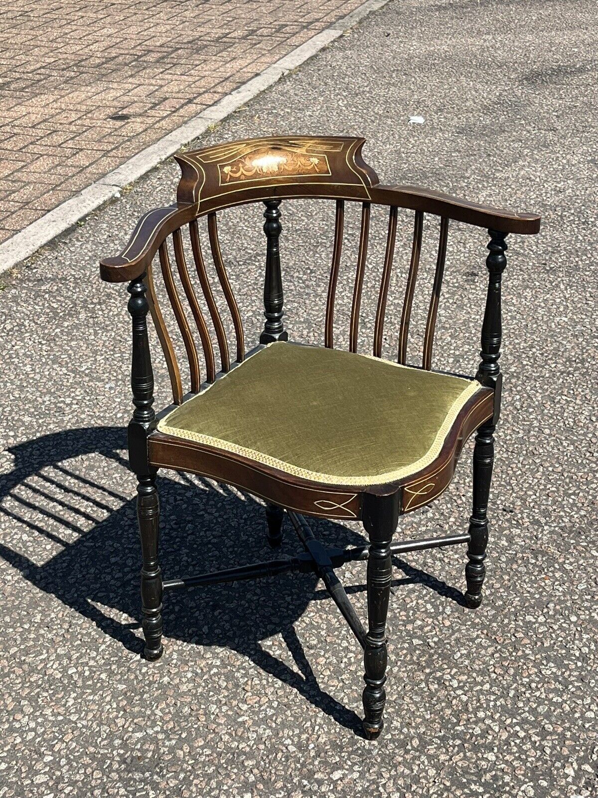 Edwardian Mahogany Armchair With Marquetry Inlay