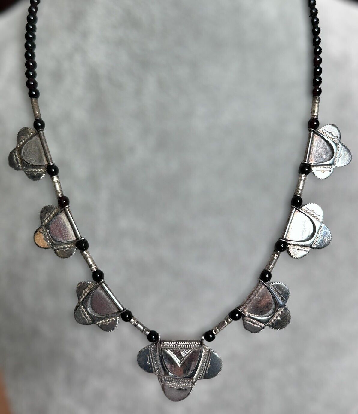 Vintage Silver 925 Detailed Beaded Necklace