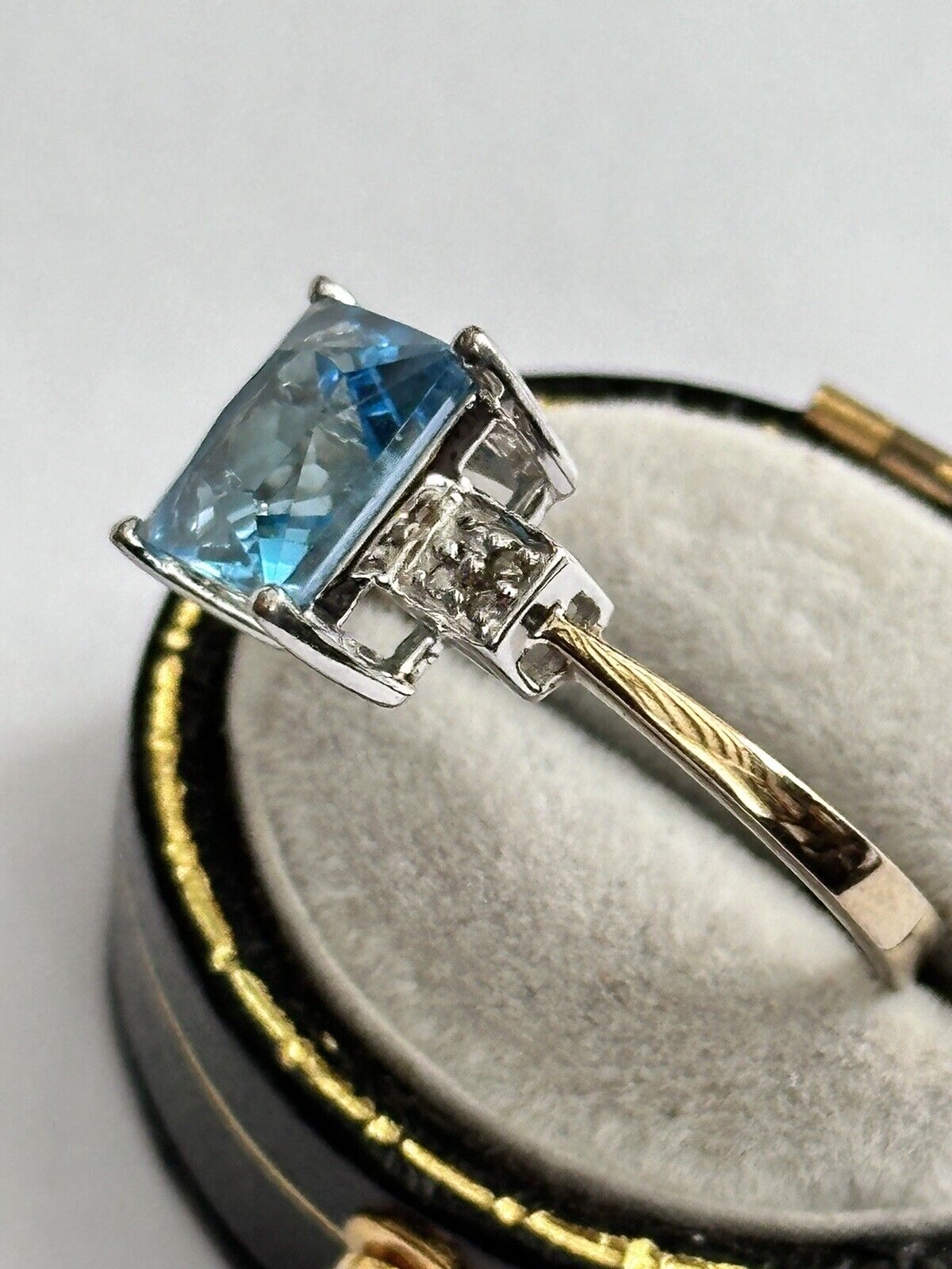 Vintage 9ct Gold Princess Cut Teal Blue Topaz Diamond Ring