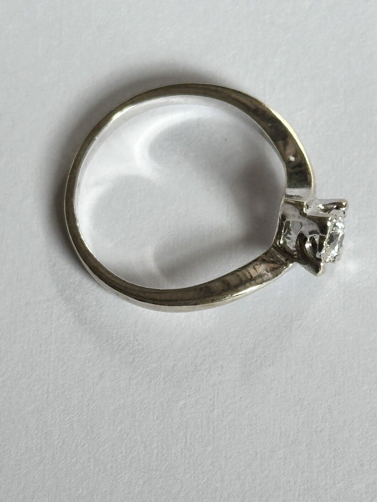 Vintage 9ct White Gold 0.10ct Solitaire Diamond Engagement Ring