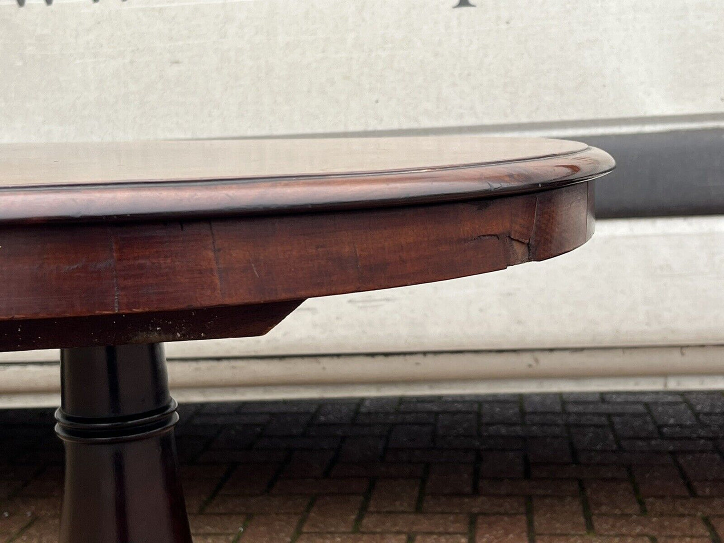 Victorian Mahogany Tilt Top Lamp Table, Side Table.
