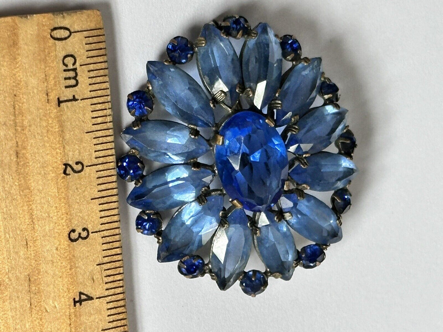 Vintage Blue Stone Flower Brooch