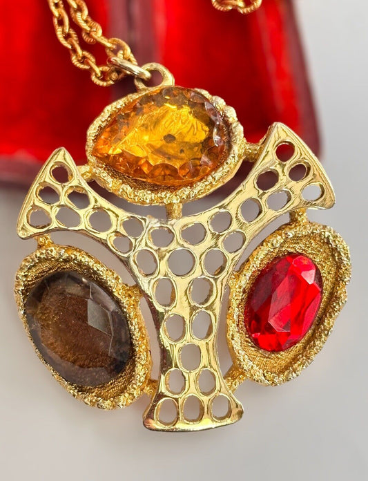 Vintage 60s/70s Gold Tone Red Orange Stone Pendant Necklace