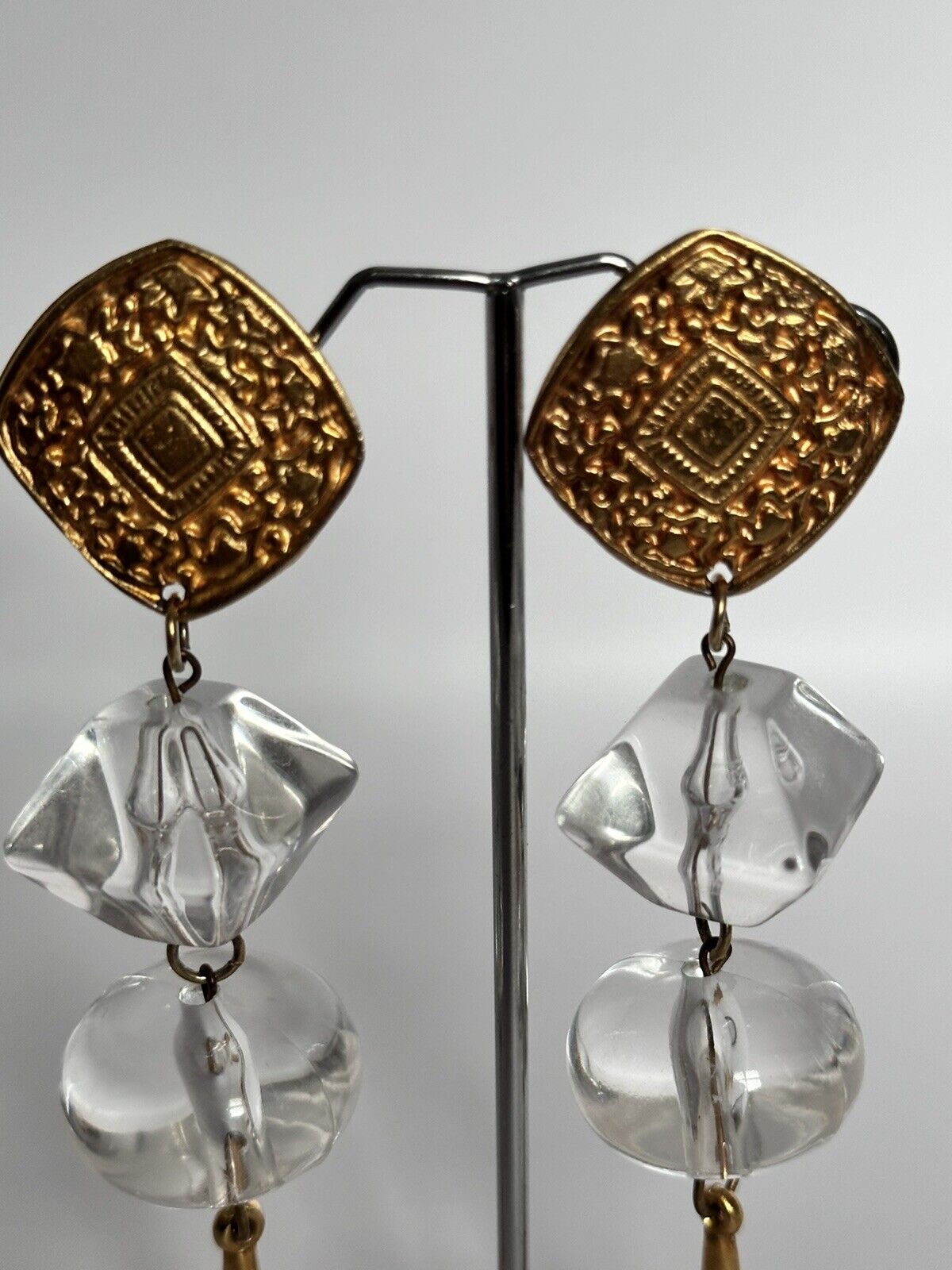 Vintage 1980s Gold Tone Acrylic Long Drop Statement Clip On Earrings