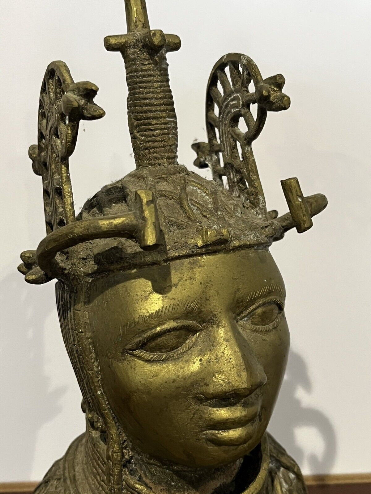 Benin Bronze Bust Of A King. LARGE IN SIZE. We Ship Worldwide.