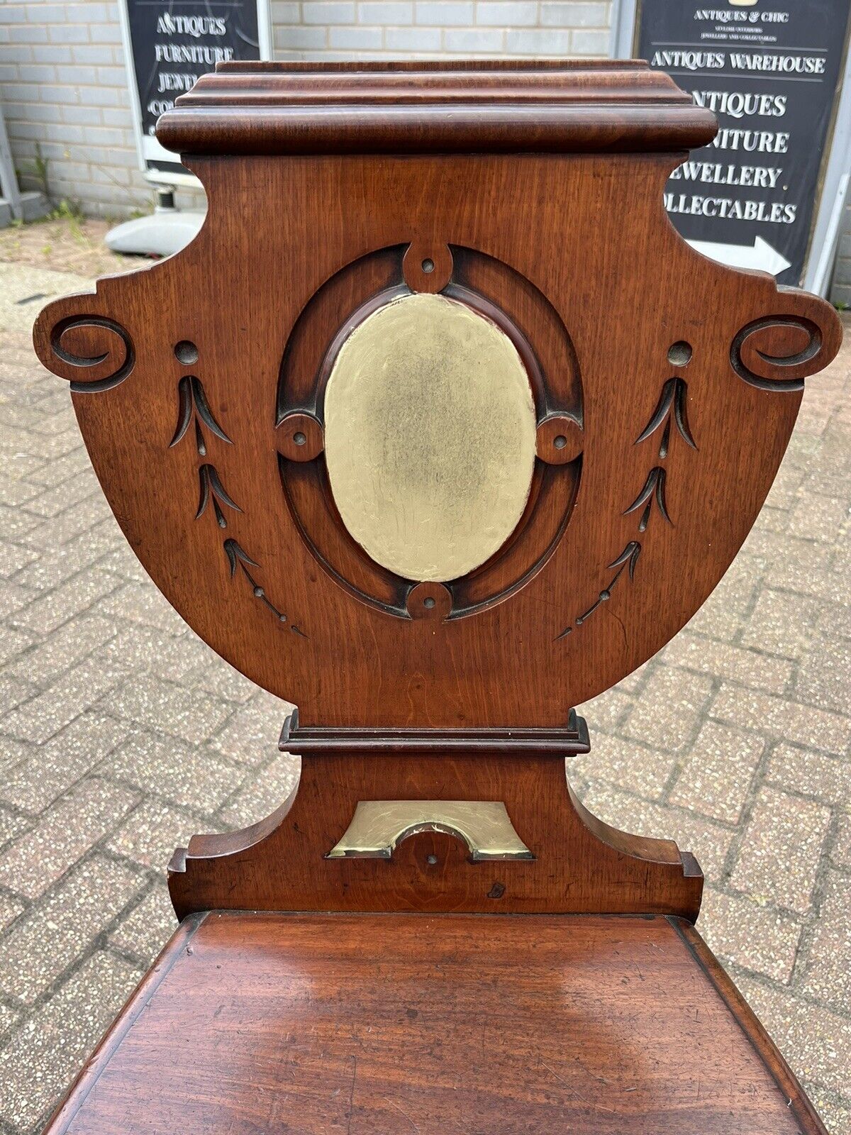 4 Victorian Shield Back Mahogany Hall Chairs. Country House Furniture