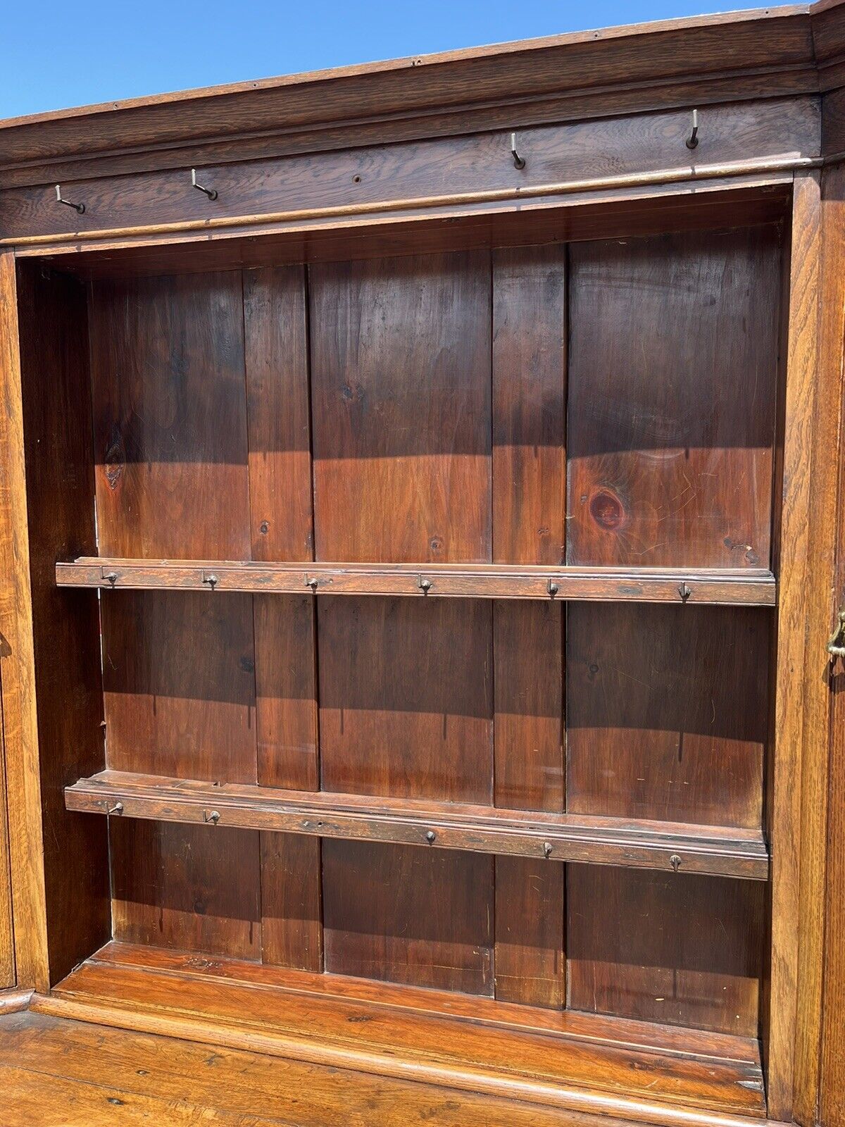 Georgian Oak Dresser, Amazing Colour, Loads Of Storage.