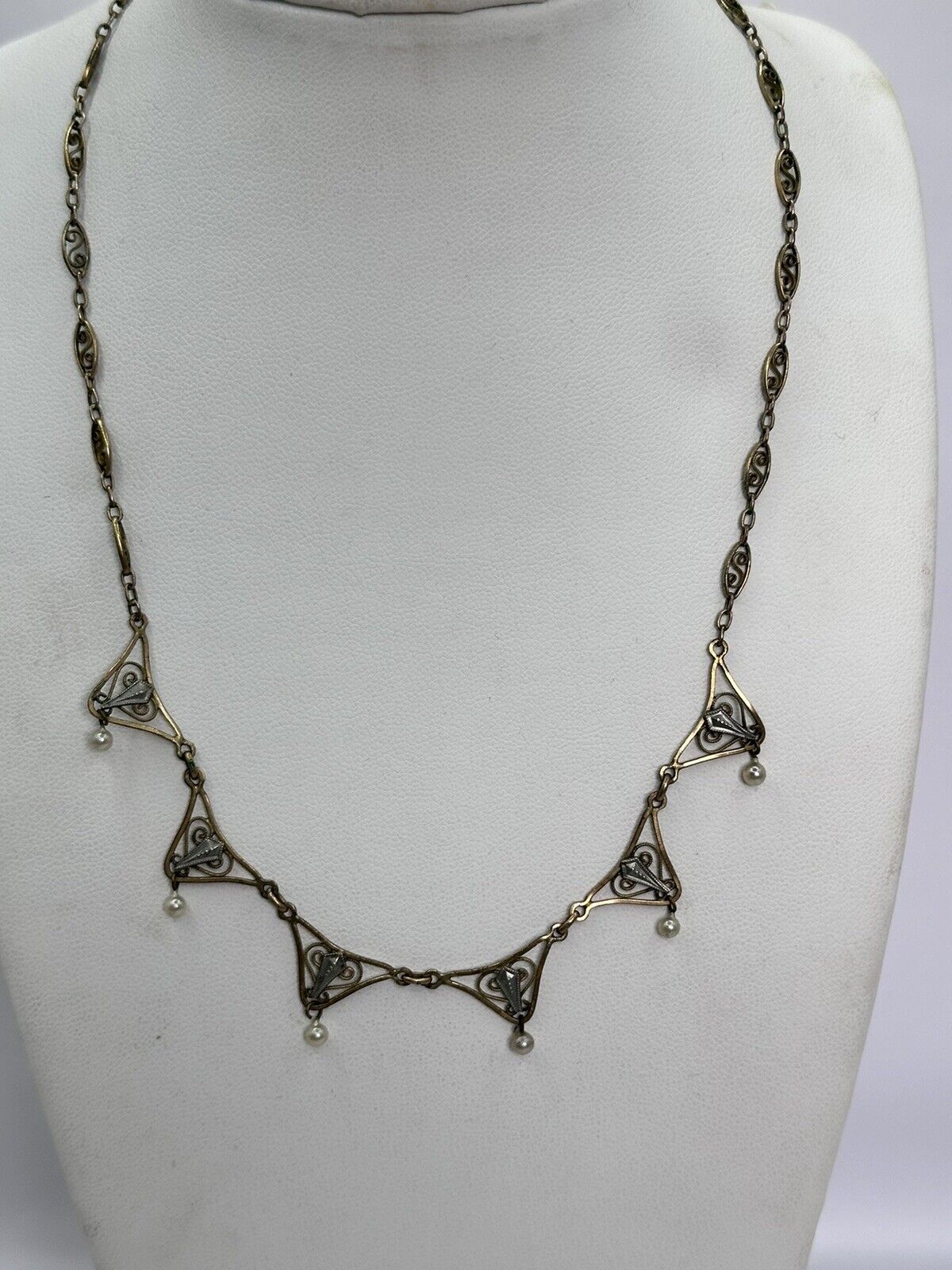 Vintage Gold Silver Tone Cut Out Faux Pearl Drop Necklace
