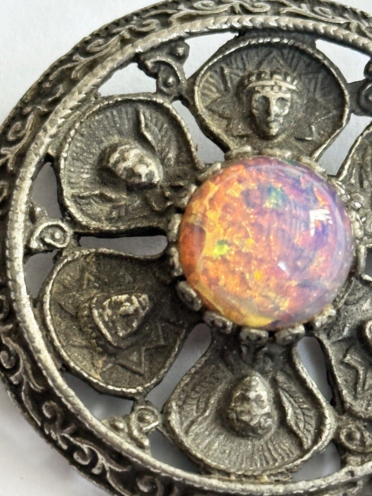 Vintage Silver Tone Heads Dragons Breath Brooch