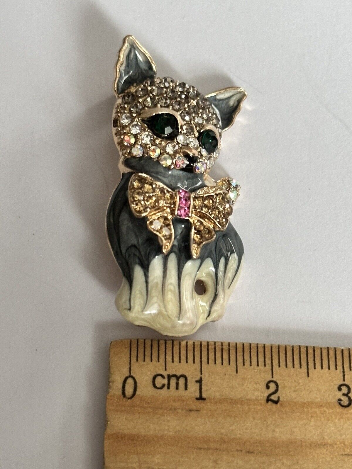 Vintage Enamel Diamanté Cat Brooch