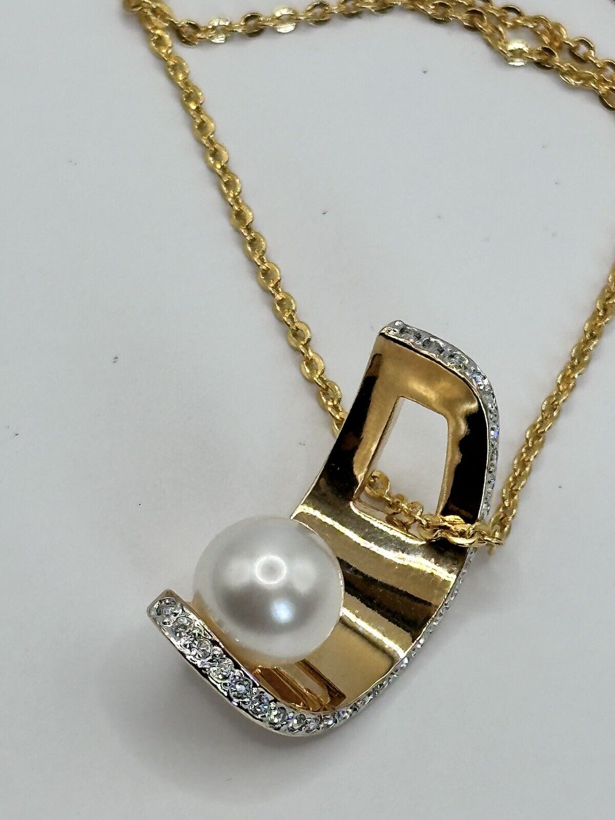 Vintage 1980s Gold Plated Faux Pearl Diamanté Necklace
