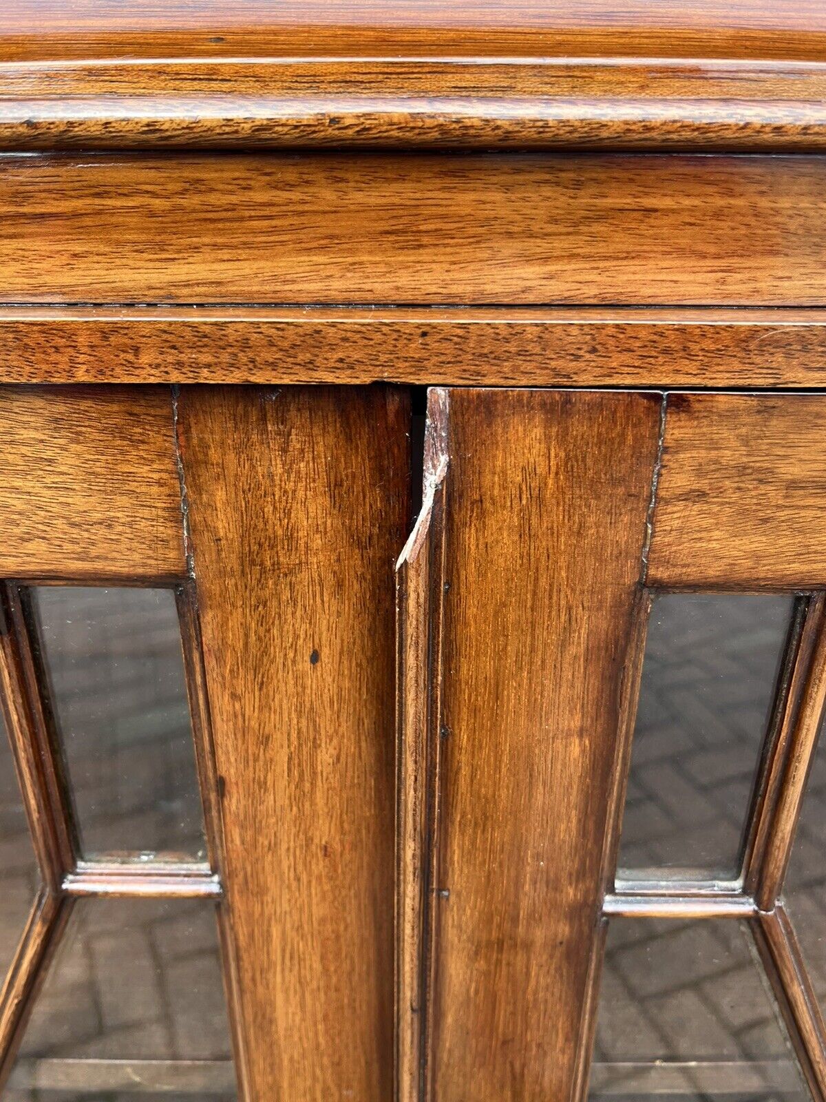 Antique Mahogany Bookcase With Adjustable Shelves