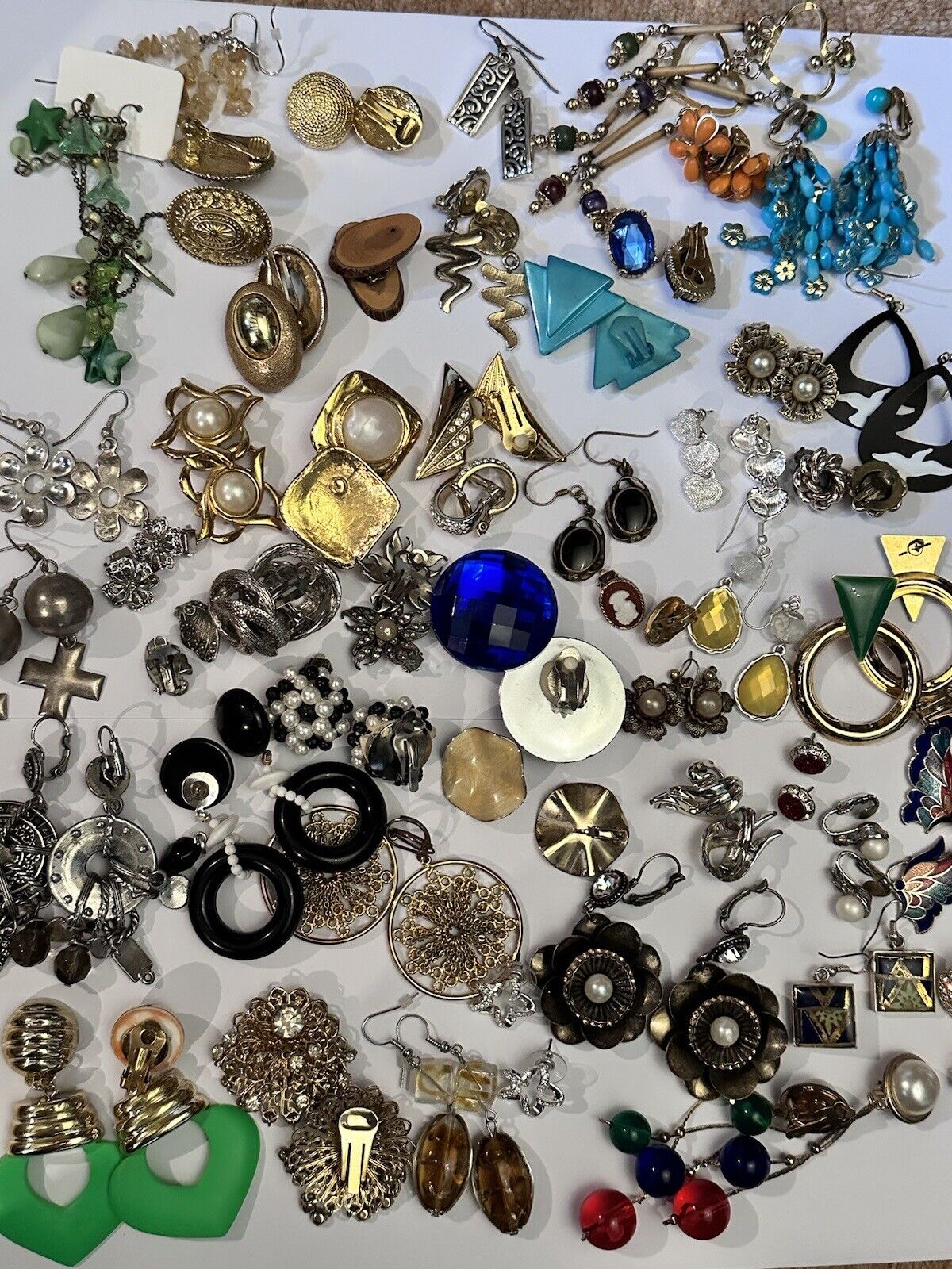 A Quantity Of Vintage Clip And Pierced Earrings