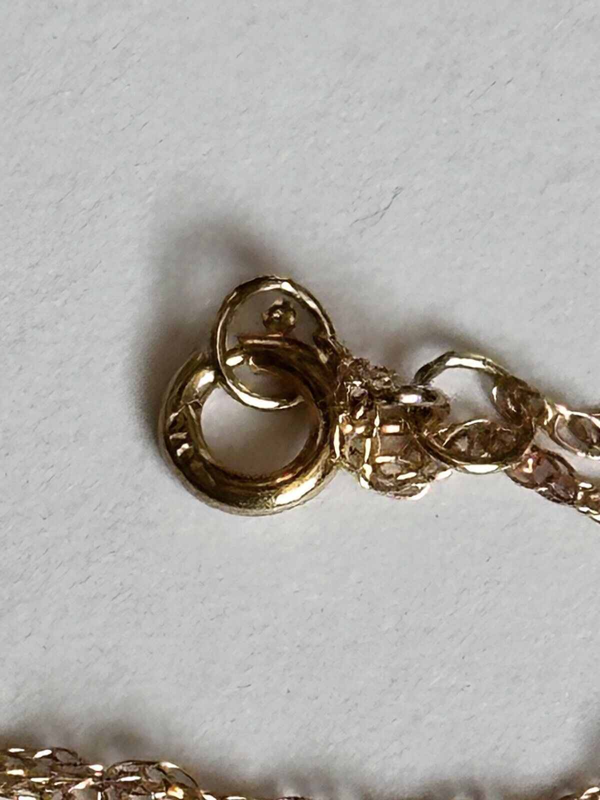 Vintage 9ct Gold 6mm Cubic Zirconia Pendant Necklace