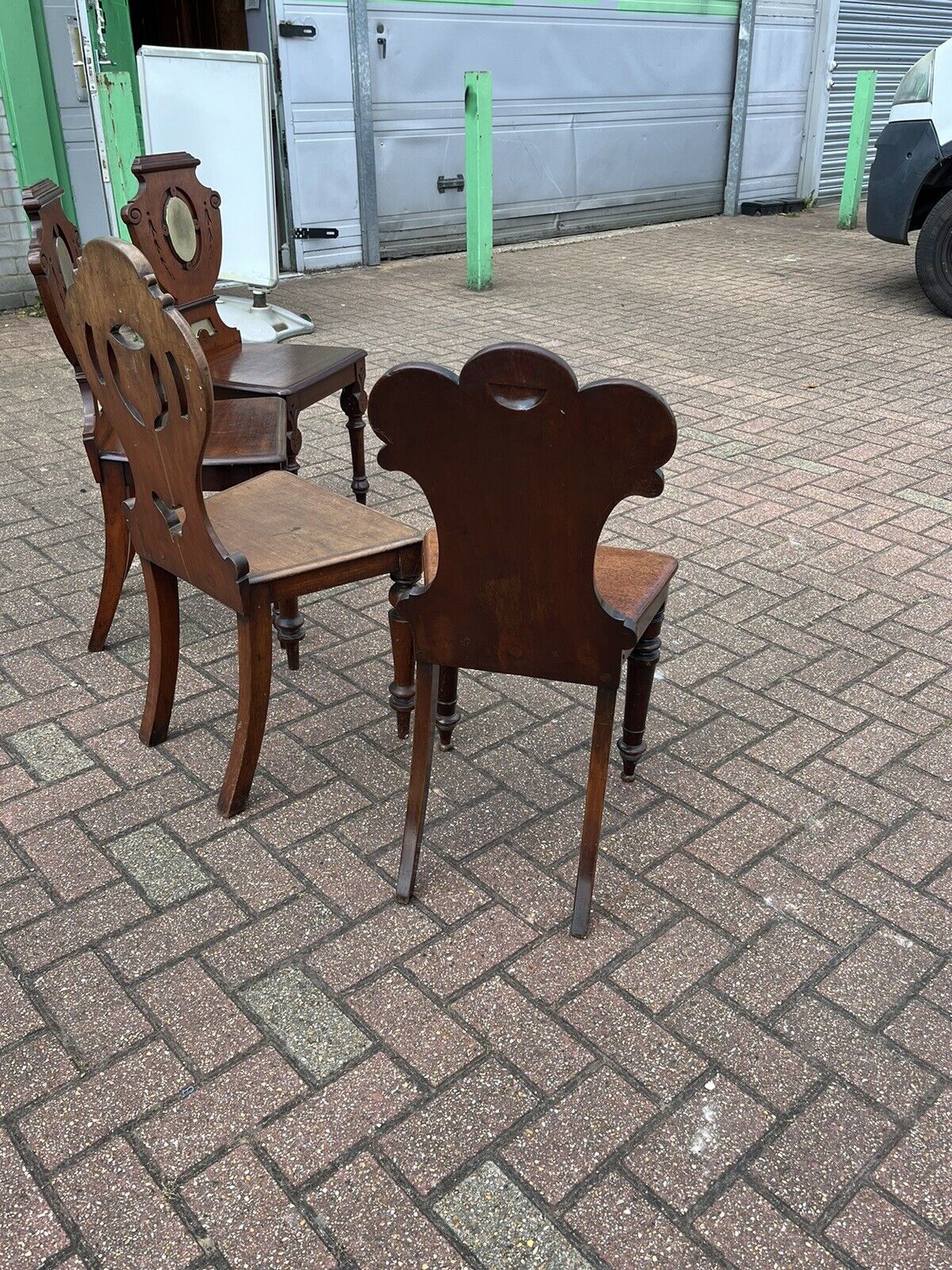 4 Victorian Shield Back Mahogany Hall Chairs. Country House Furniture