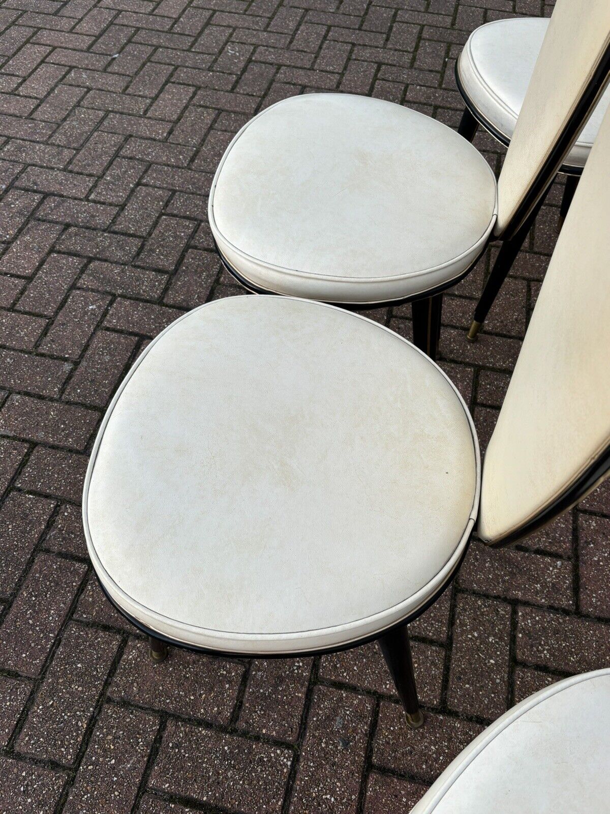 Mid Century Dining Chairs. Set Of 4
