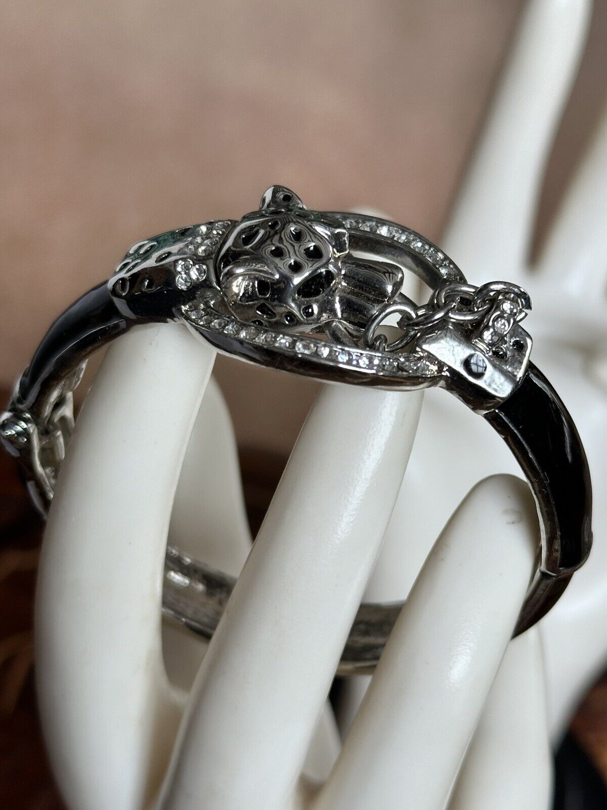 Vintage Silver Tone Leopard Door Knocker Hinged Cuff Bracelet