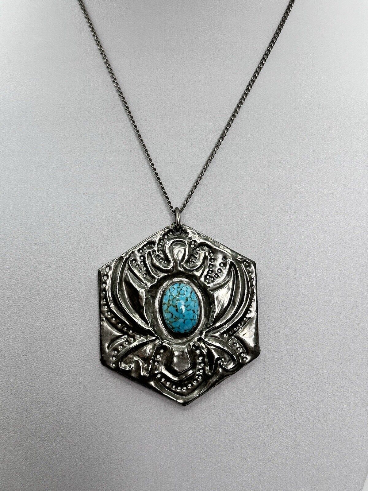 Vintage Native American Peyote Turquoise Stone Pendant Necklace