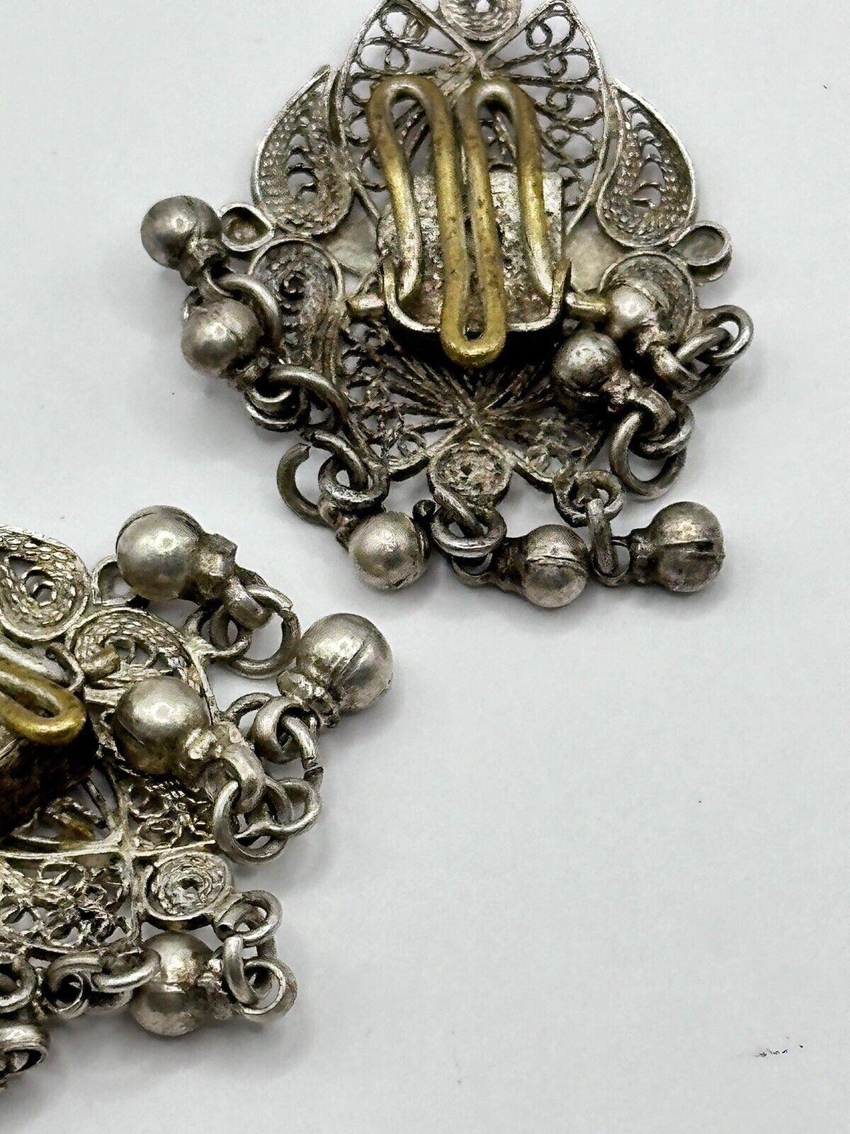 Vintage Silver Tone Filigree Clip On Earrings