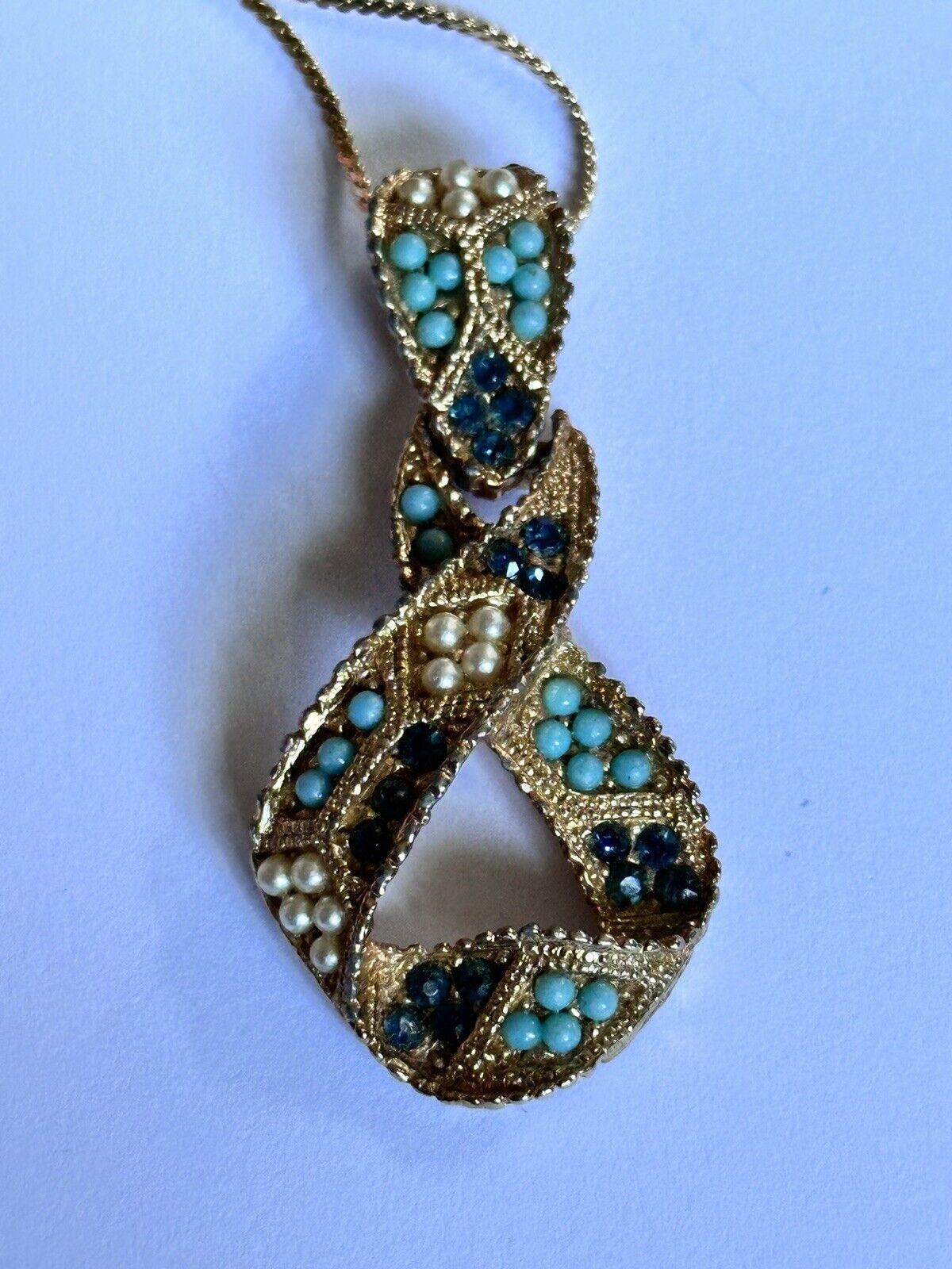 Vintage Gold Tone Faux Turquoise Pearl Blue Diamanté Pendant Necklace