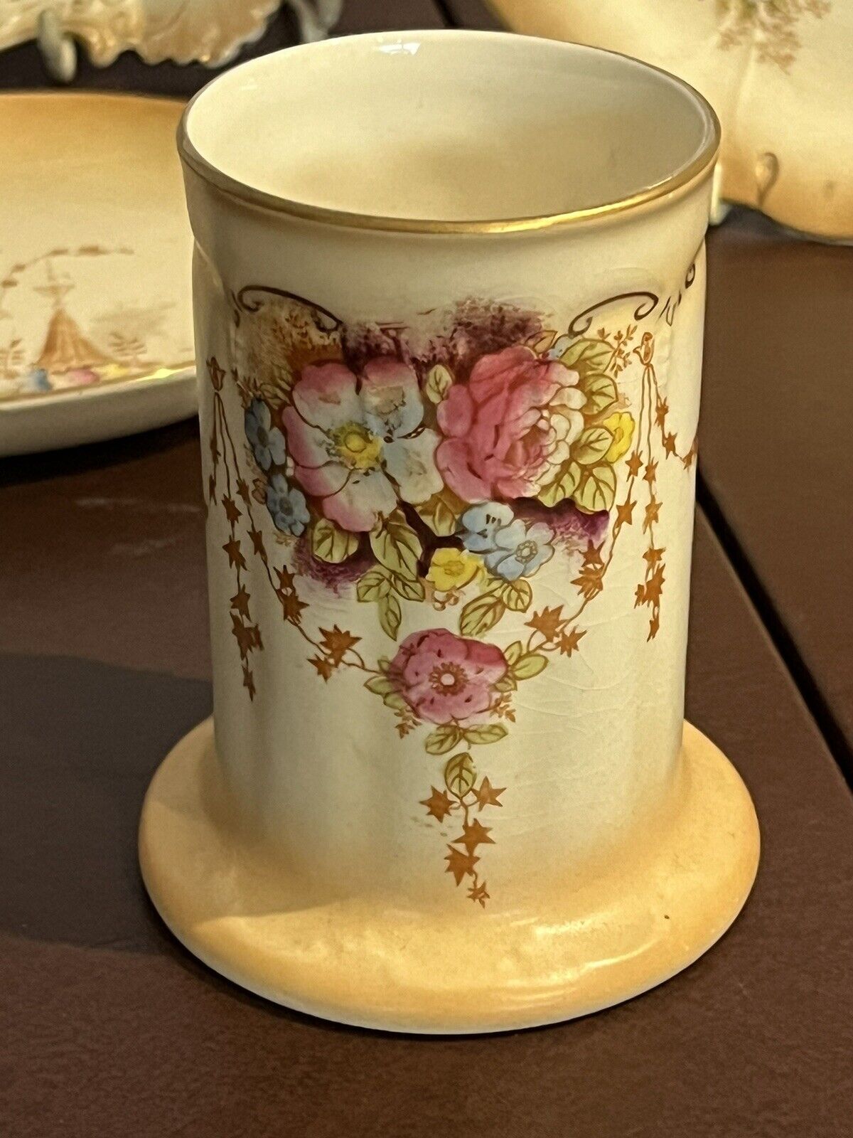 Crown Devon Fieldings Collection