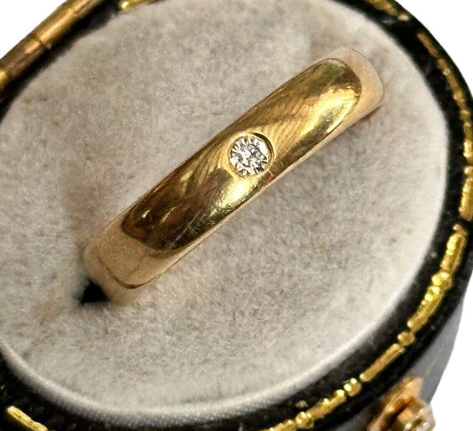 Vintage 14ct Yellow Gold Band Solitaire Diamond Ring