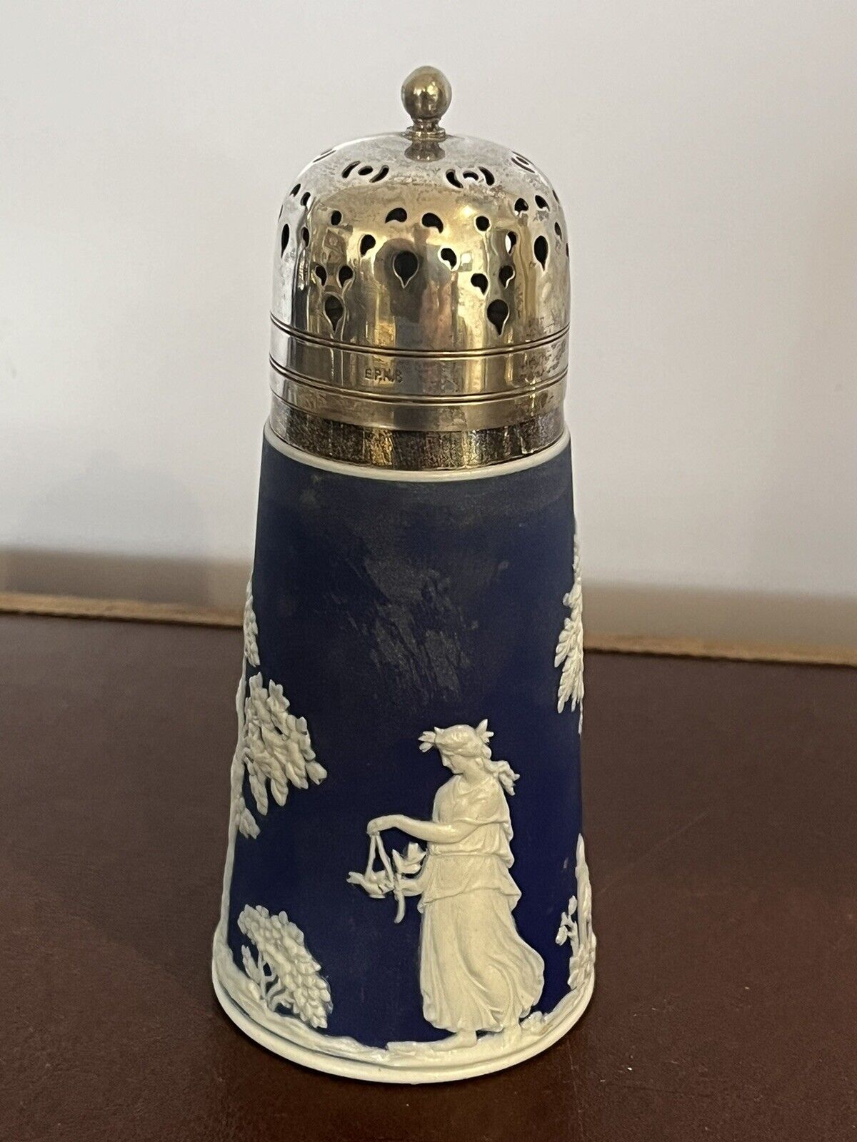 Wedgwood Salad Servers And Sugar Shaker
