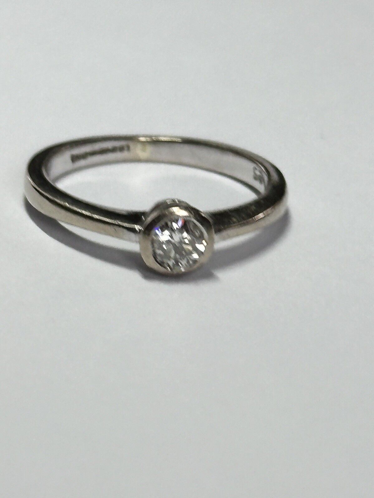 Vintage 18ct White Gold 0.25ct Diamond Solitaire Ring Boxed