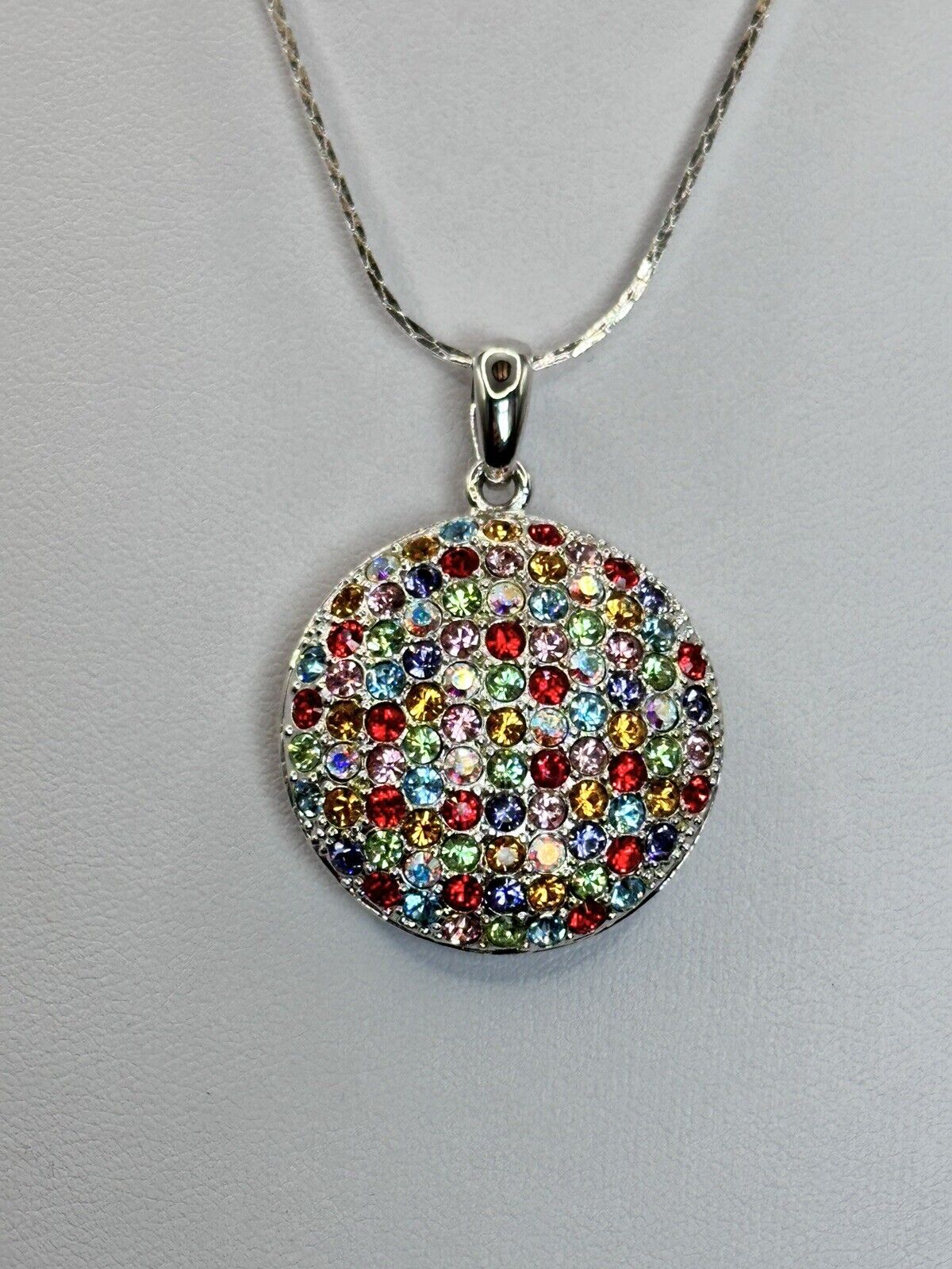 Vintage 1980s Rhodium Plated Multicoloured Diamanté Pendant Necklace