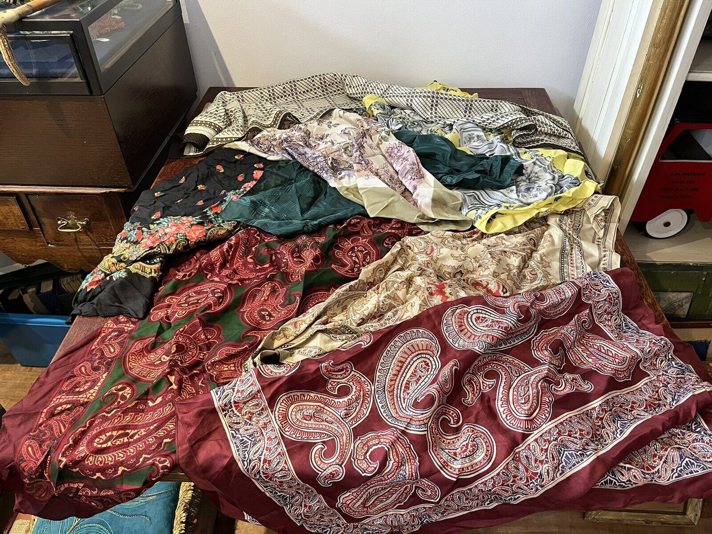 Vintage Ladies Scarves