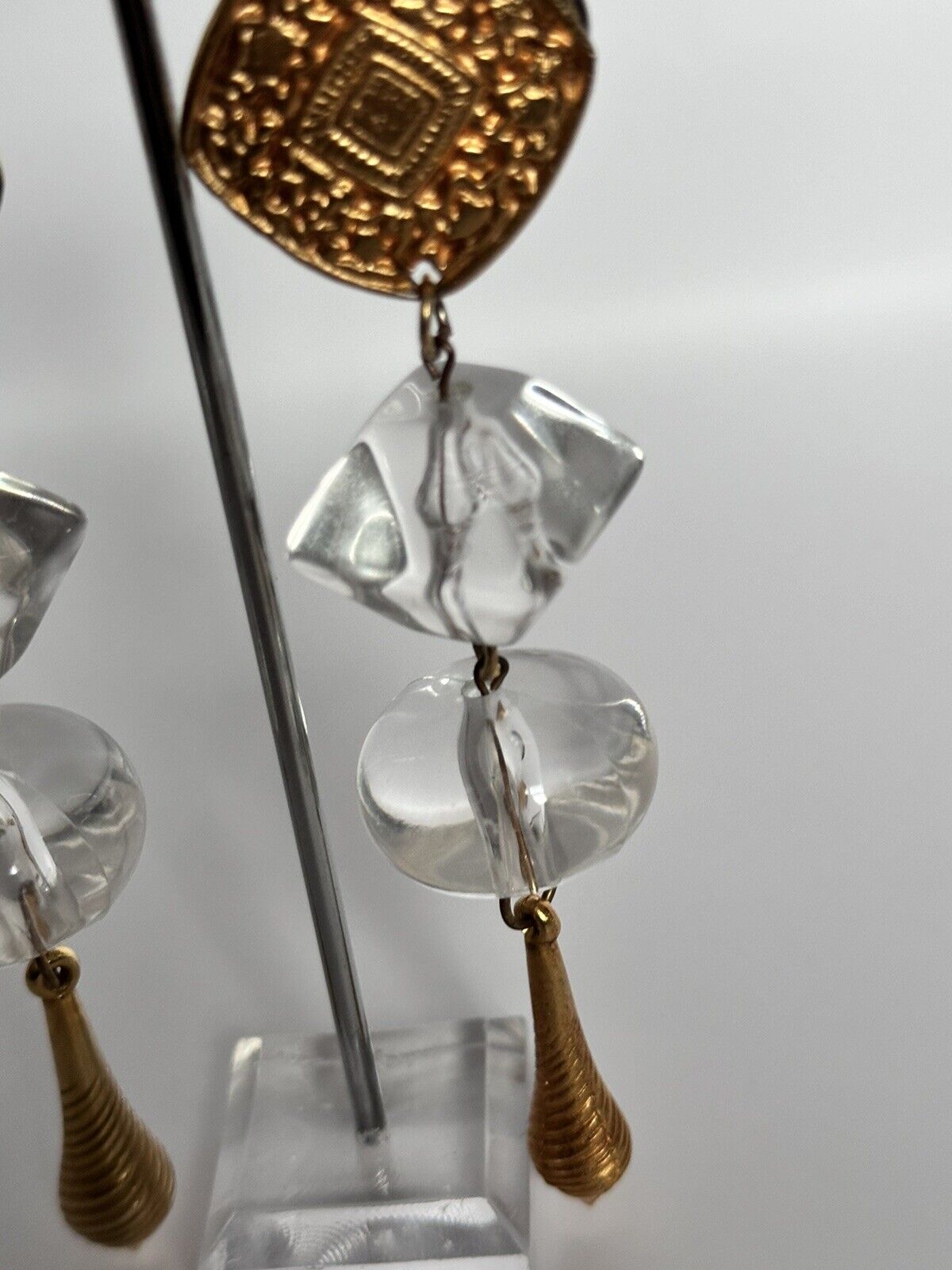 Vintage 1980s Gold Tone Acrylic Long Drop Statement Clip On Earrings