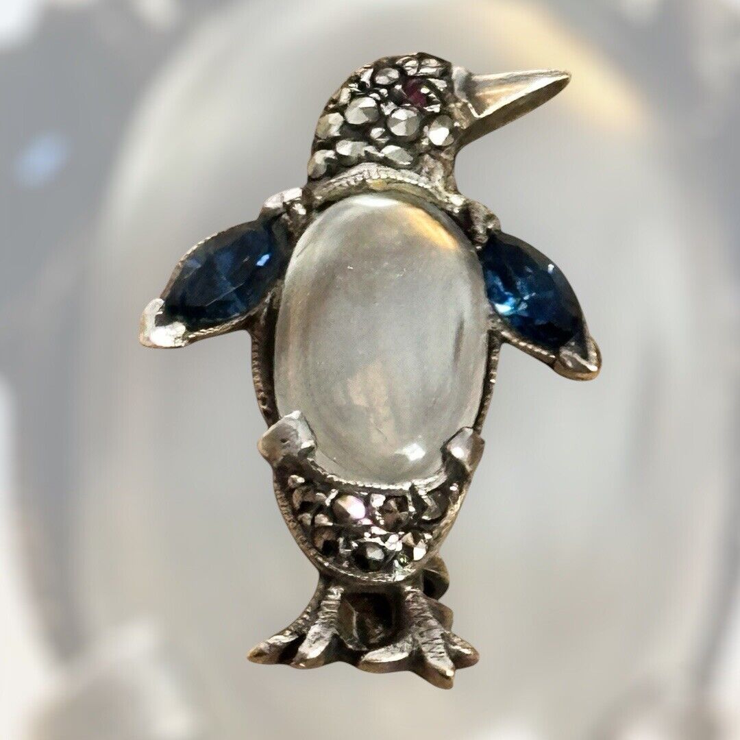 Vintage Rare Trifari “Alfred Philippe” Lucite Jelly Belly Marcasite Brooch