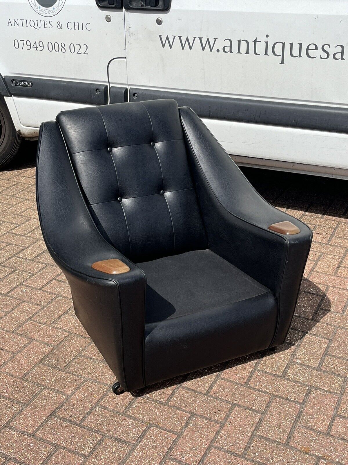 Black Mid Century 3 Seater Settee Sofa & 2 Matching Armchairs.