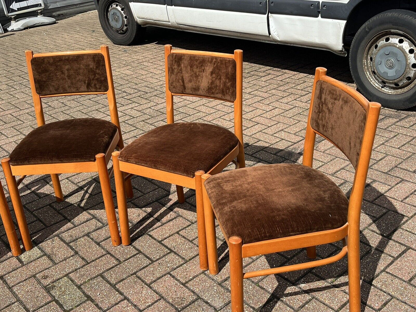 Mid Century Dining Chairs. Set Of 4