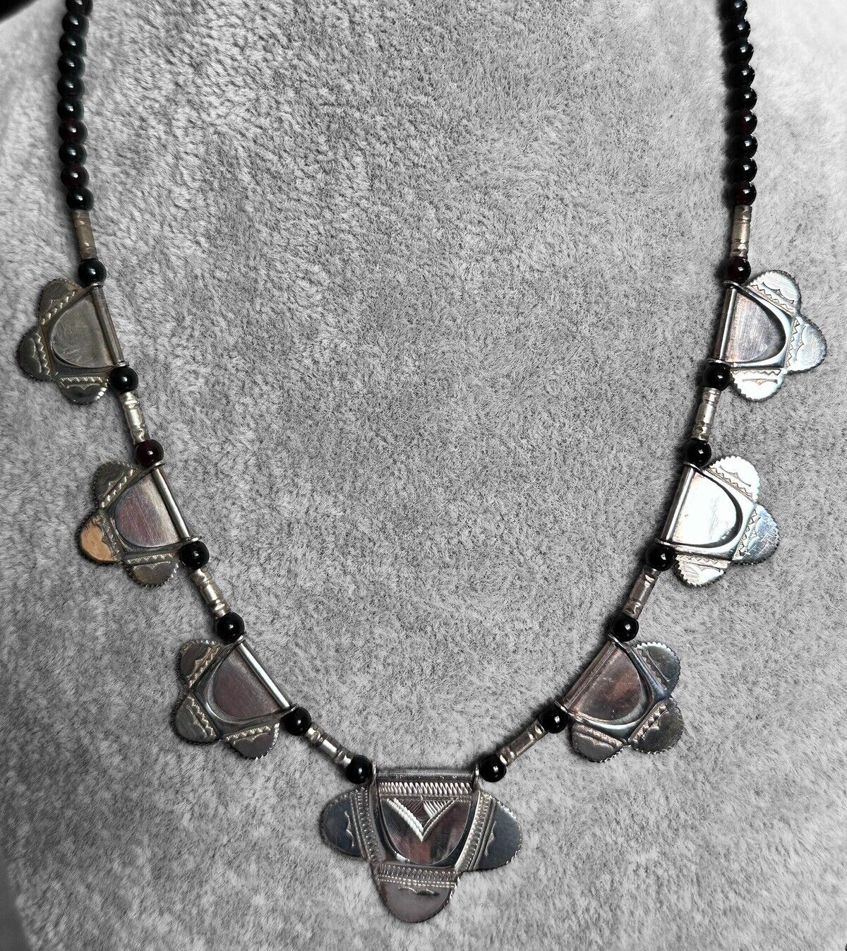 Vintage Silver 925 Detailed Beaded Necklace