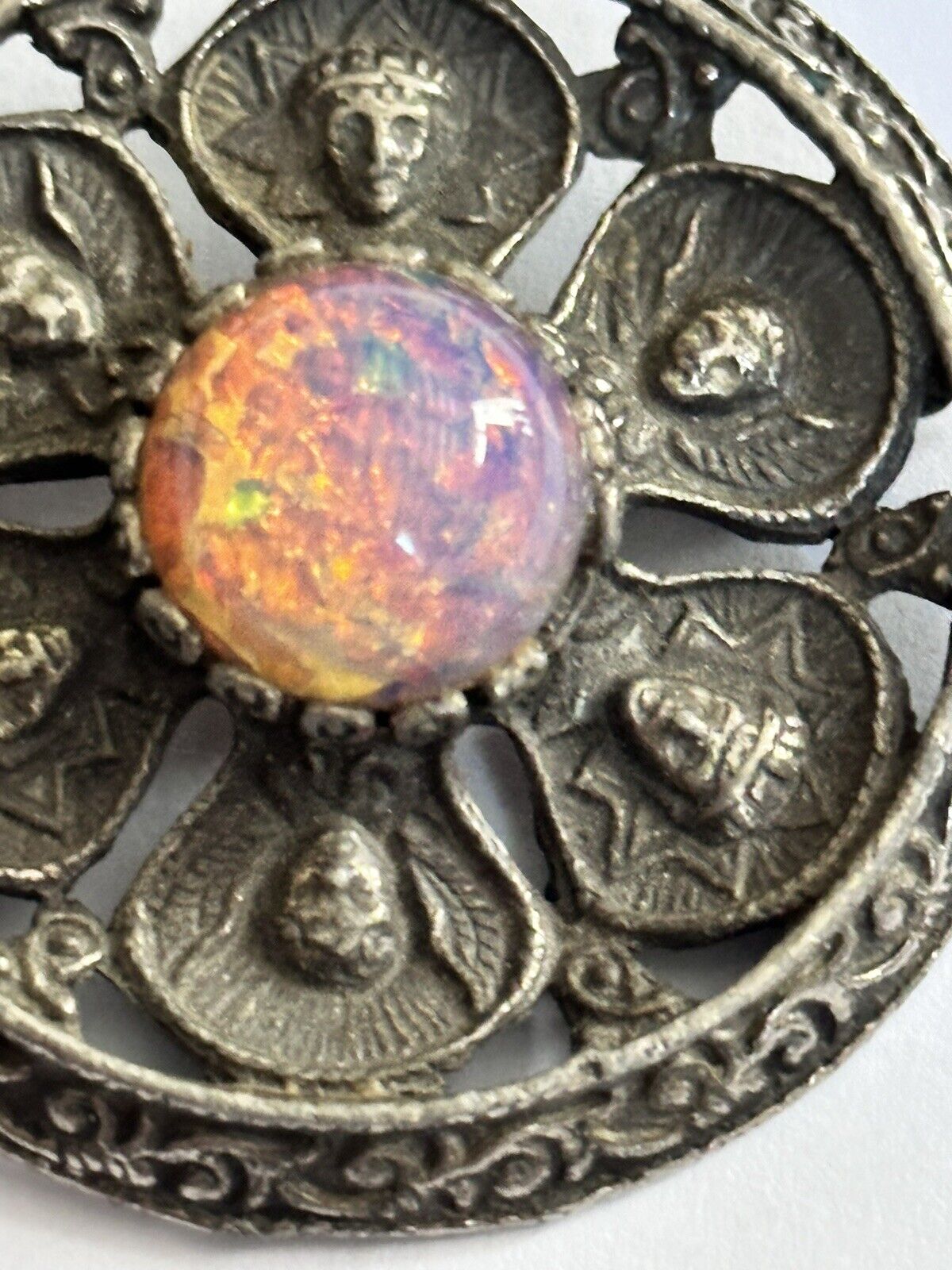 Vintage Silver Tone Heads Dragons Breath Brooch