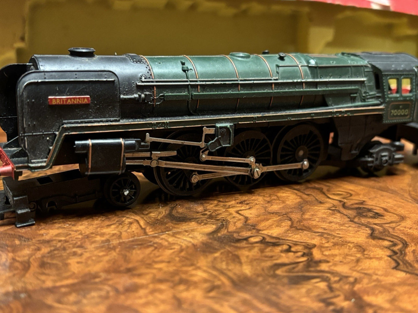 44280123