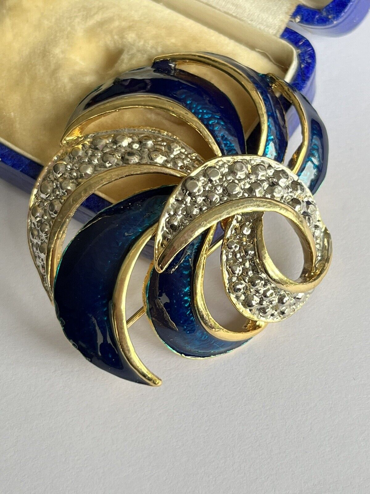 Vintage Gold Tone Blue Enamel Swirl Brooch