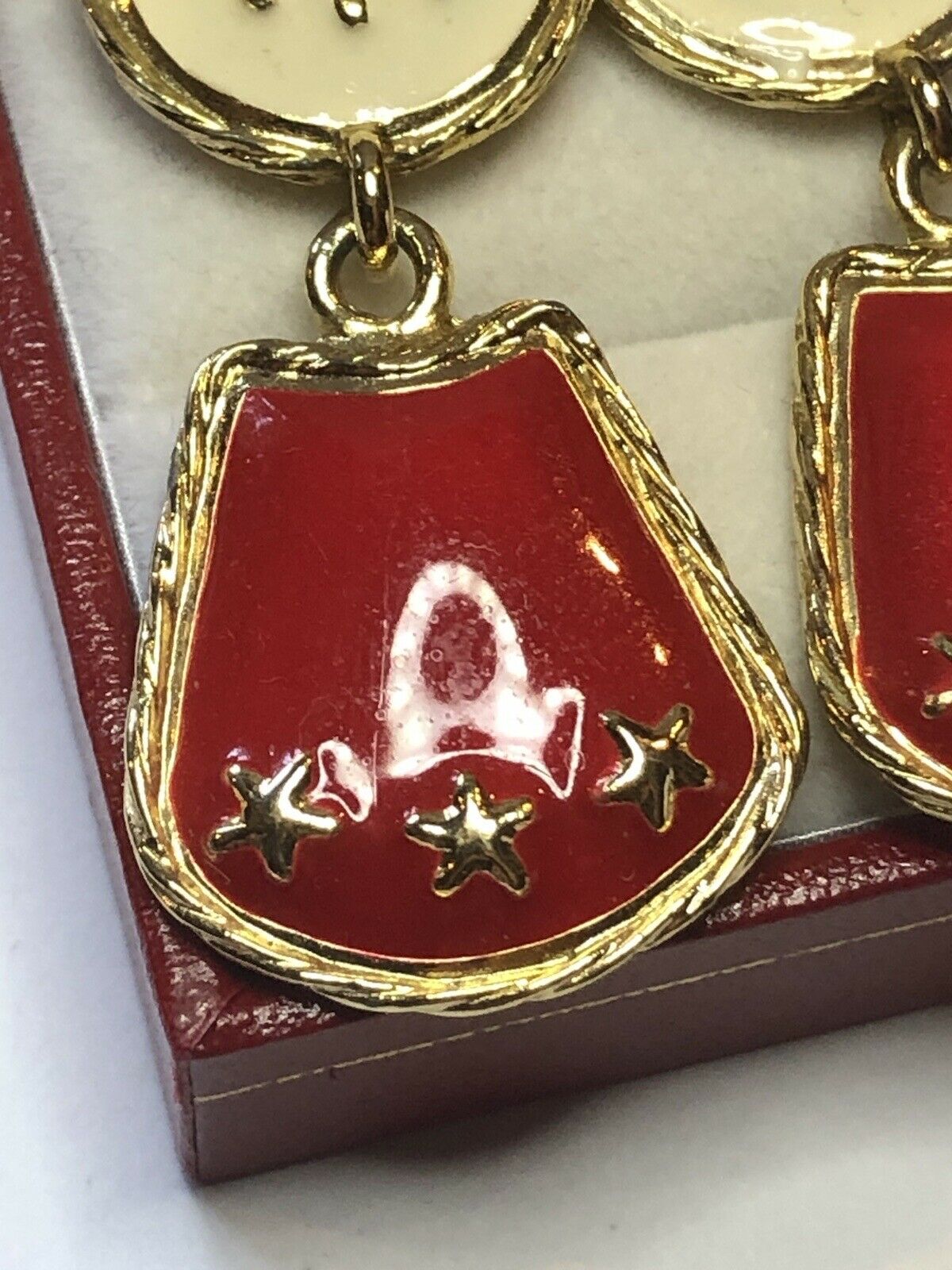 Vintage Gold Tone Red Cream Enamel Stars Maritime Drop Clip On Earrings