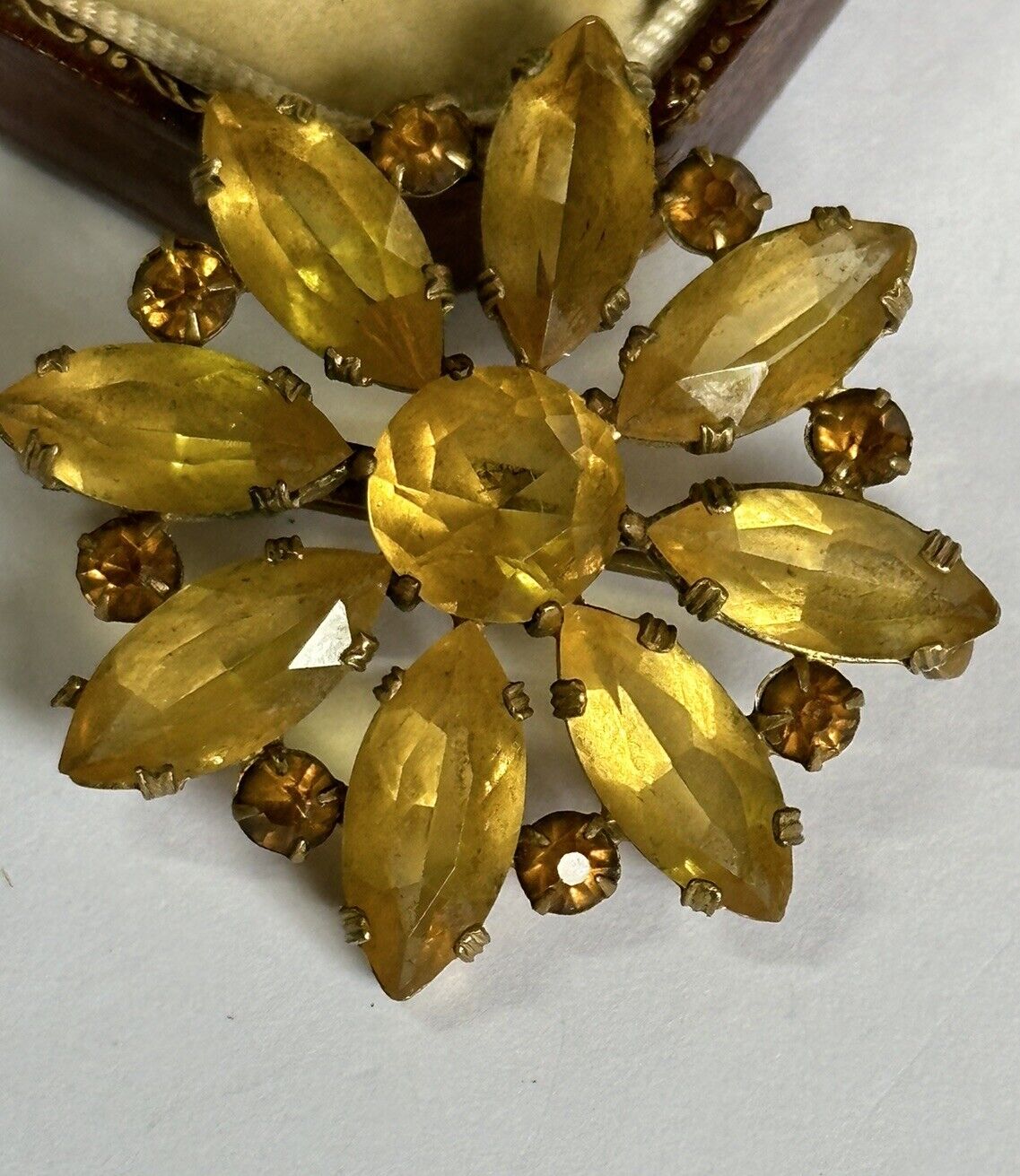 Vintage Old Yellow Glass Stone Flower Brooch