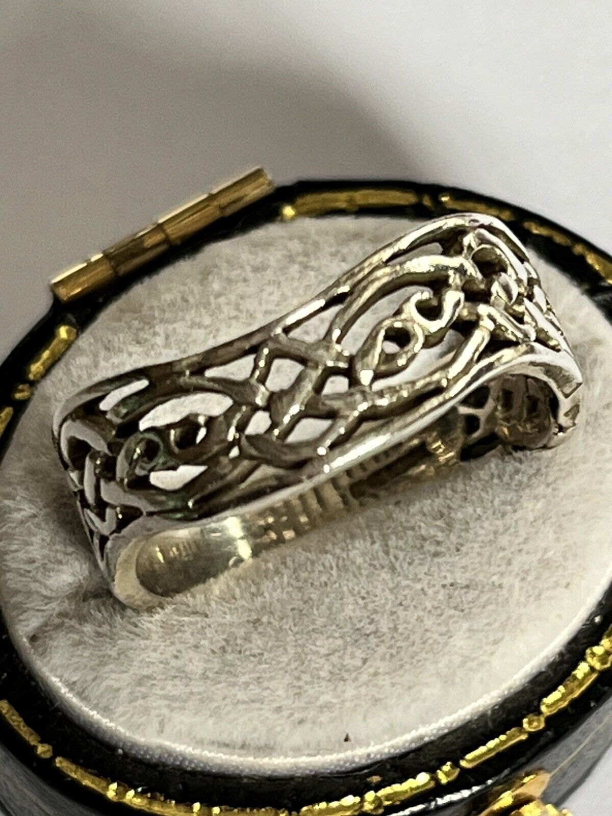 Vintage Silver 925 Celtic Wave Ring Size M