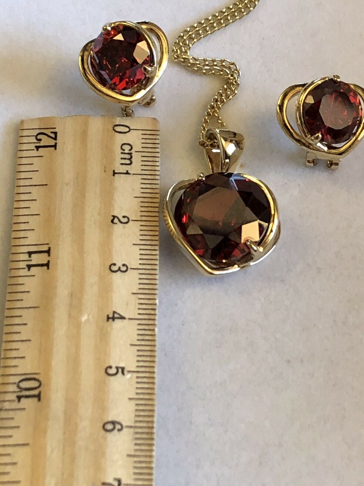 Vintage Hearts Gold Plated Red Stone Necklace And Earring Set