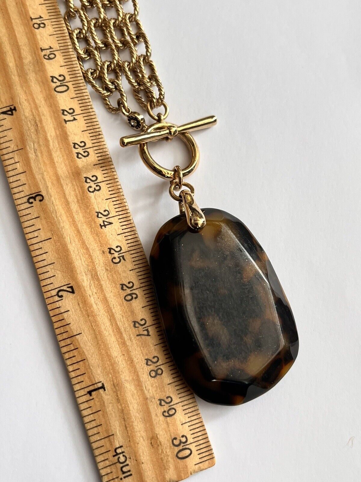 Vintage Monet Gold Tone Pendant Necklace