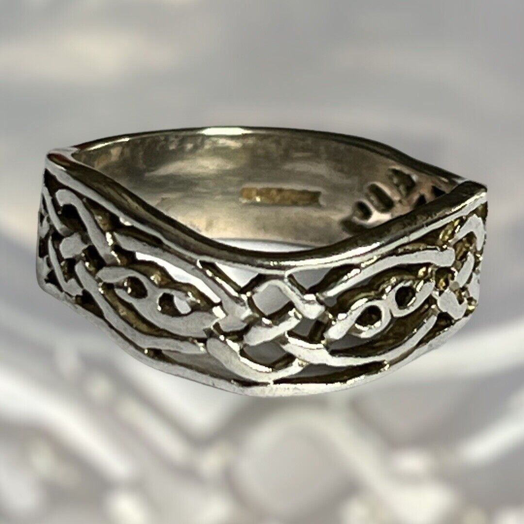 Vintage Silver 925 Celtic Wave Ring Size M